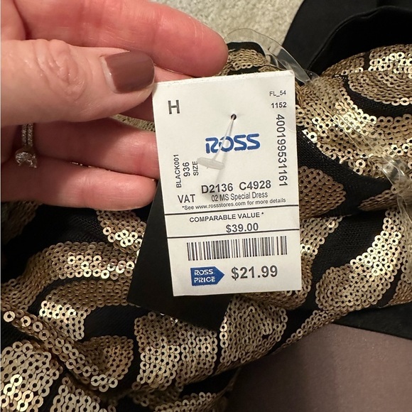 Candalite Dress Black & Gold - Picture 12 of 16